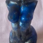 blue female statue 01